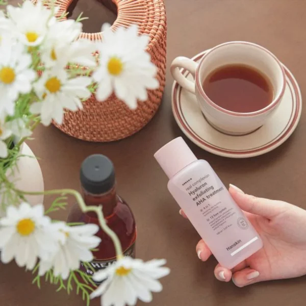 Hanskin Real Complexion hialuronowa kuracja złuszczająca z kwasami AHA, 150 ml - obrazek 4